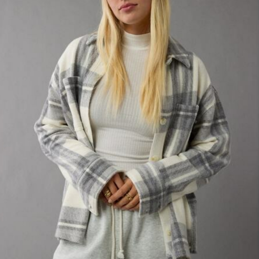 American Eagle Oversized Fleece Button Down Shirt Jacket Shacket